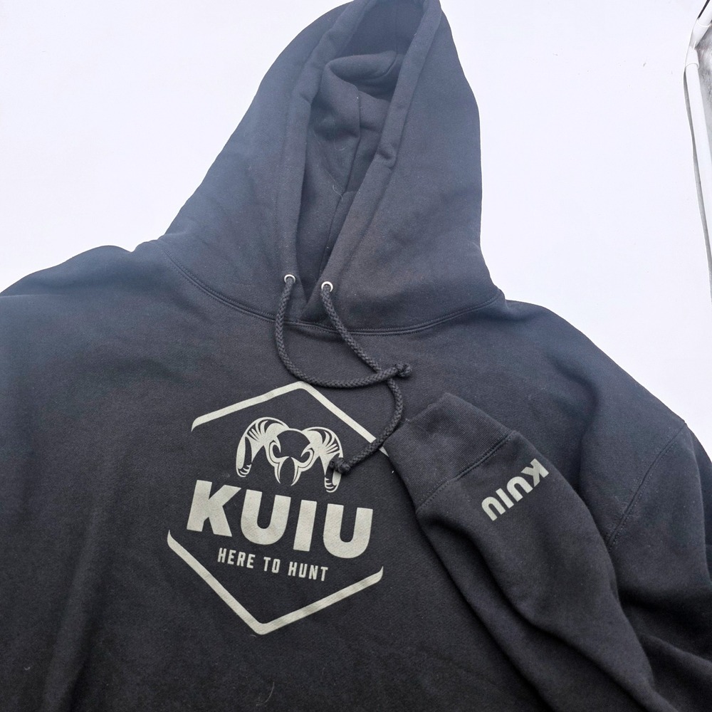 KUIU Here To Hunt Graphic Hoodie Mens 2XL Black Fleece Sweatshirt Independent